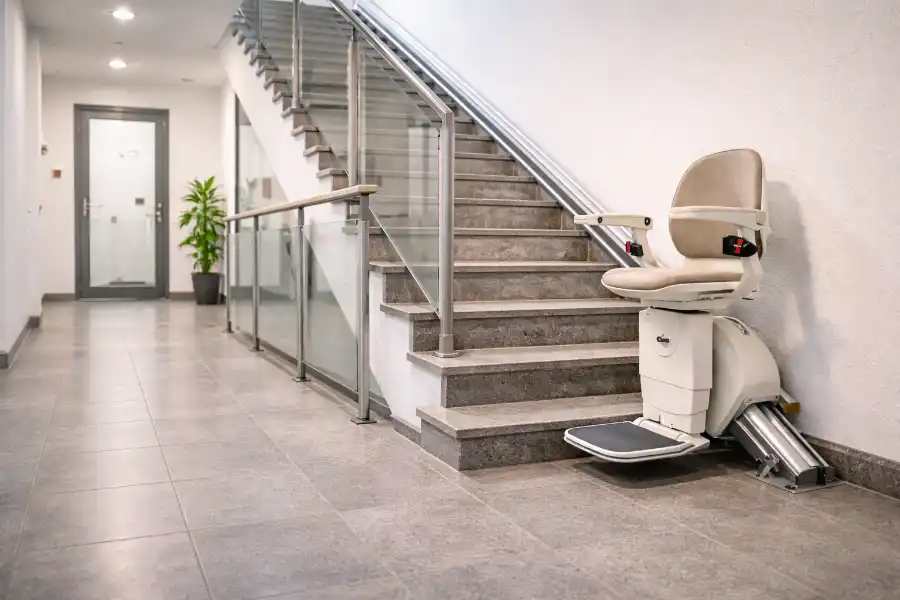 Treppenlift in einem Einfamilienhaus in Brandenburg