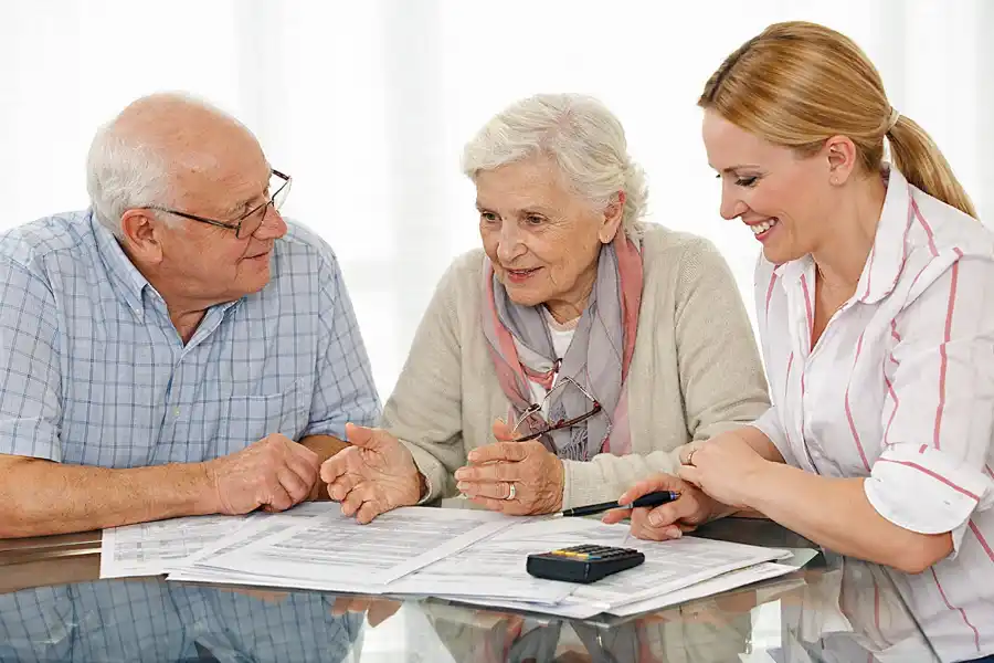 Beratung vor dem Kauf eines Treppenlifts