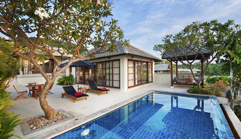 Individueller Wellness-Pool zum entspannen